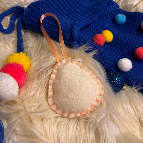 Peach Boob / Breast Christmas Ornament - Picture 3 of 5